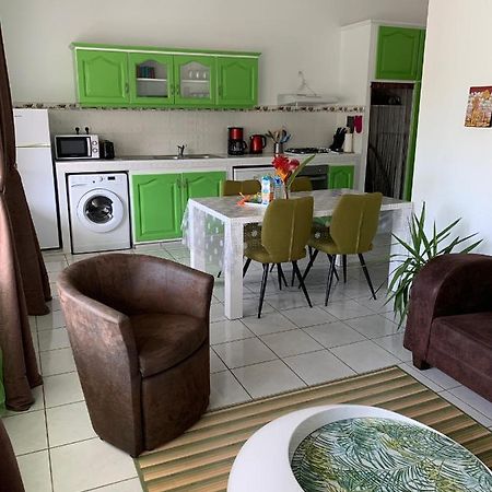 Apartmán Les Pommes Lianes Deshaies Exteriér fotografie