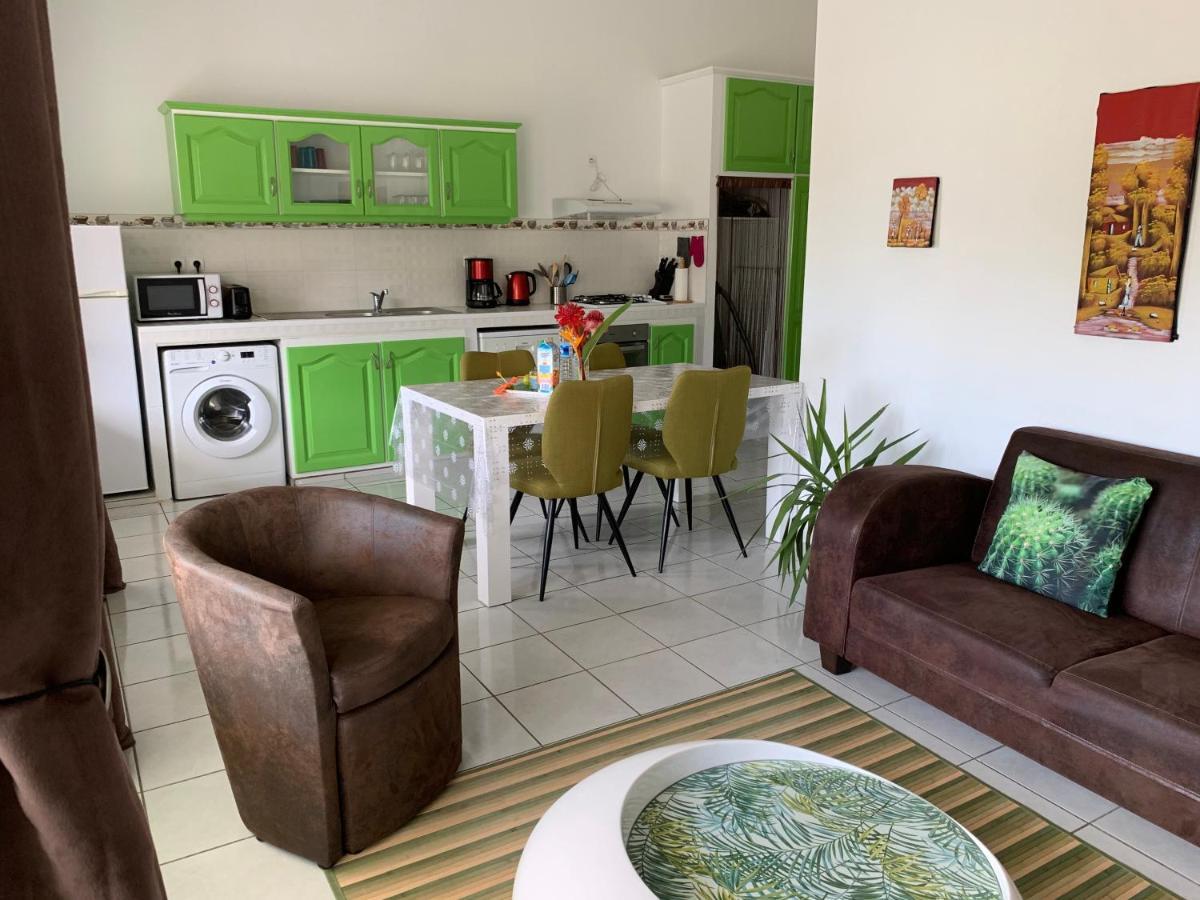 Apartmán Les Pommes Lianes Deshaies Exteriér fotografie